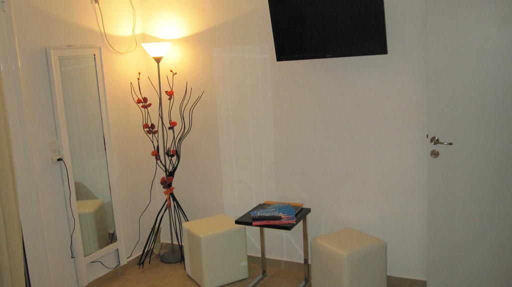 Rodon Apartments Tsoukaládhes 客房 照片
